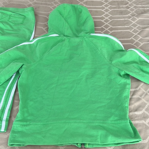 Express tracksuit - Picture 8 of 14